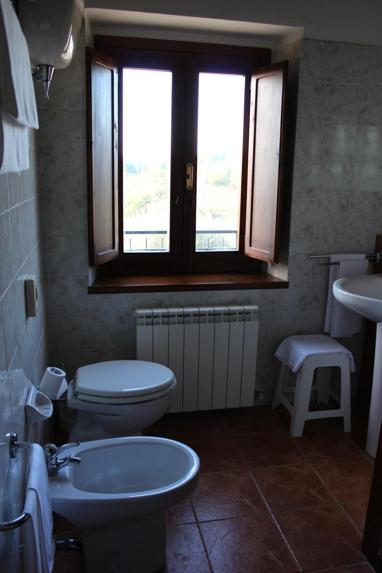 Agriturismo La Ginestrella Civitella D'Arna Bilik gambar
