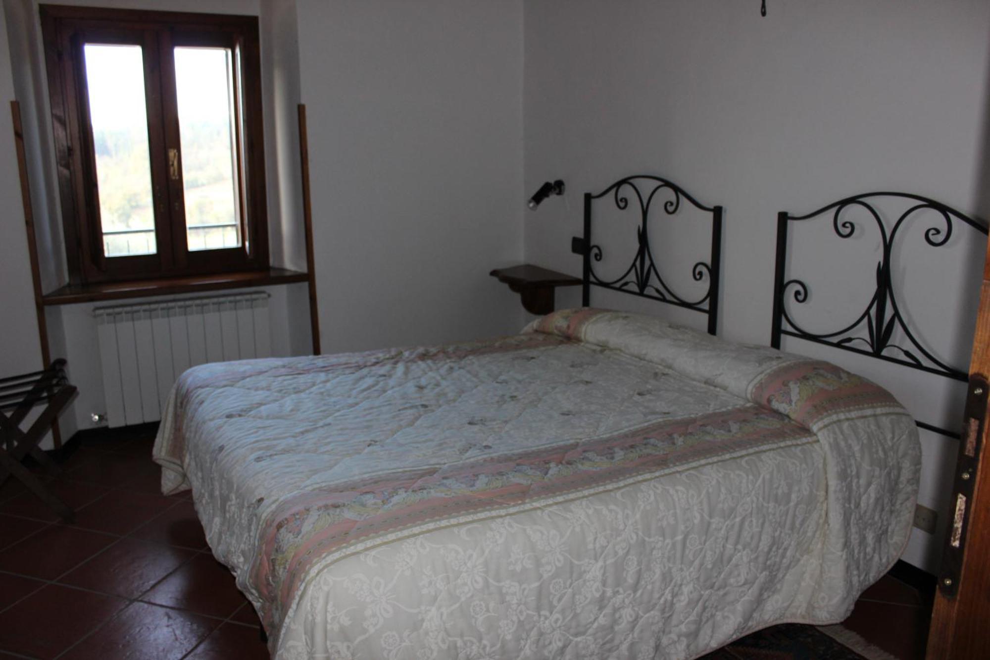 Agriturismo La Ginestrella Civitella D'Arna Bilik gambar