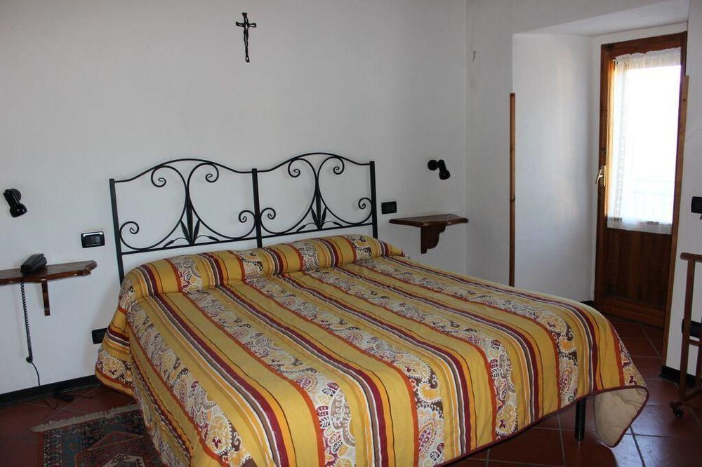 Agriturismo La Ginestrella Civitella D'Arna Luaran gambar