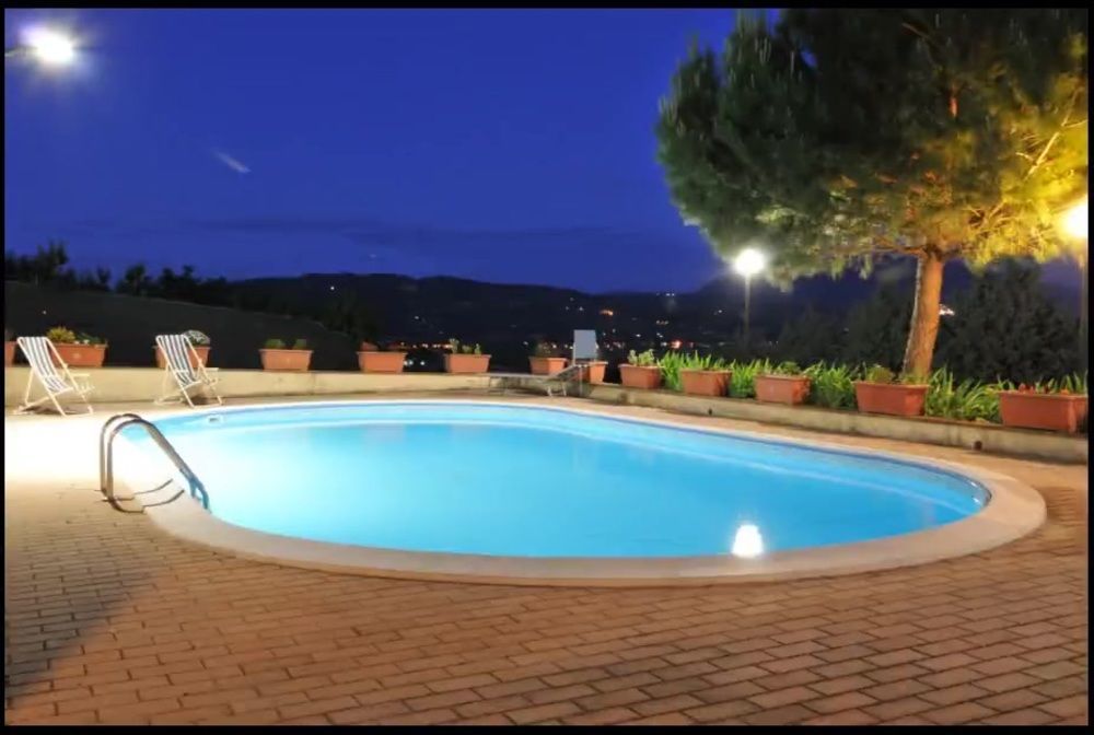 Agriturismo La Ginestrella Civitella D'Arna Luaran gambar