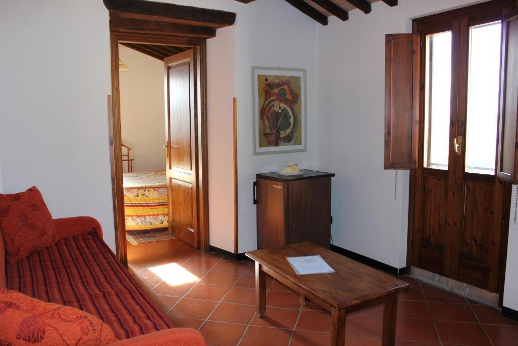 Agriturismo La Ginestrella Civitella D'Arna Luaran gambar